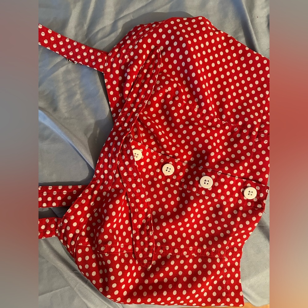 Red polkadot crop tank top